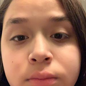 Meet your Posher, Vicky